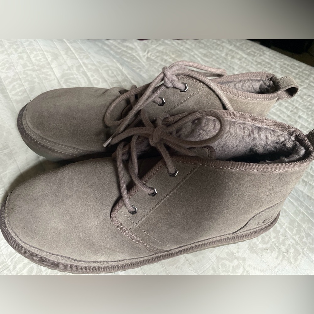 Ugg Australia Men's Neumel Boots EUC Sz 11